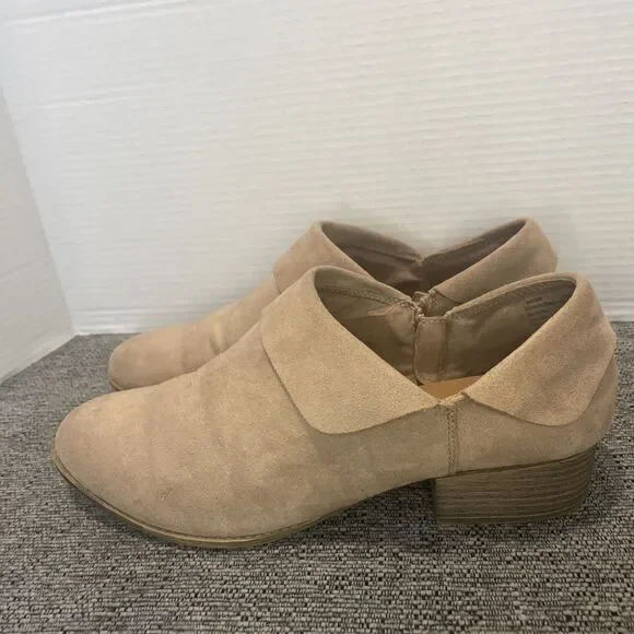American Eagle Booties Women’s Size 12  Tan Faux Suede Low‎ Heel Ankle Boots Zip - Picture 4 of 15